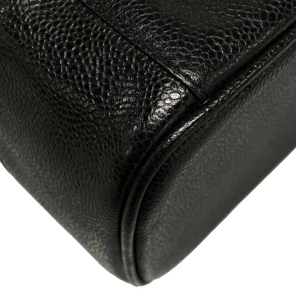 Auth CHANEL - A01997 Black Calfskin Vanity Bag Gold hardware - Picture 4 of 16